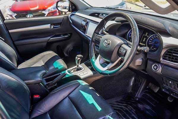 2017 Toyota Hilux SR5 GUN126R 4X4