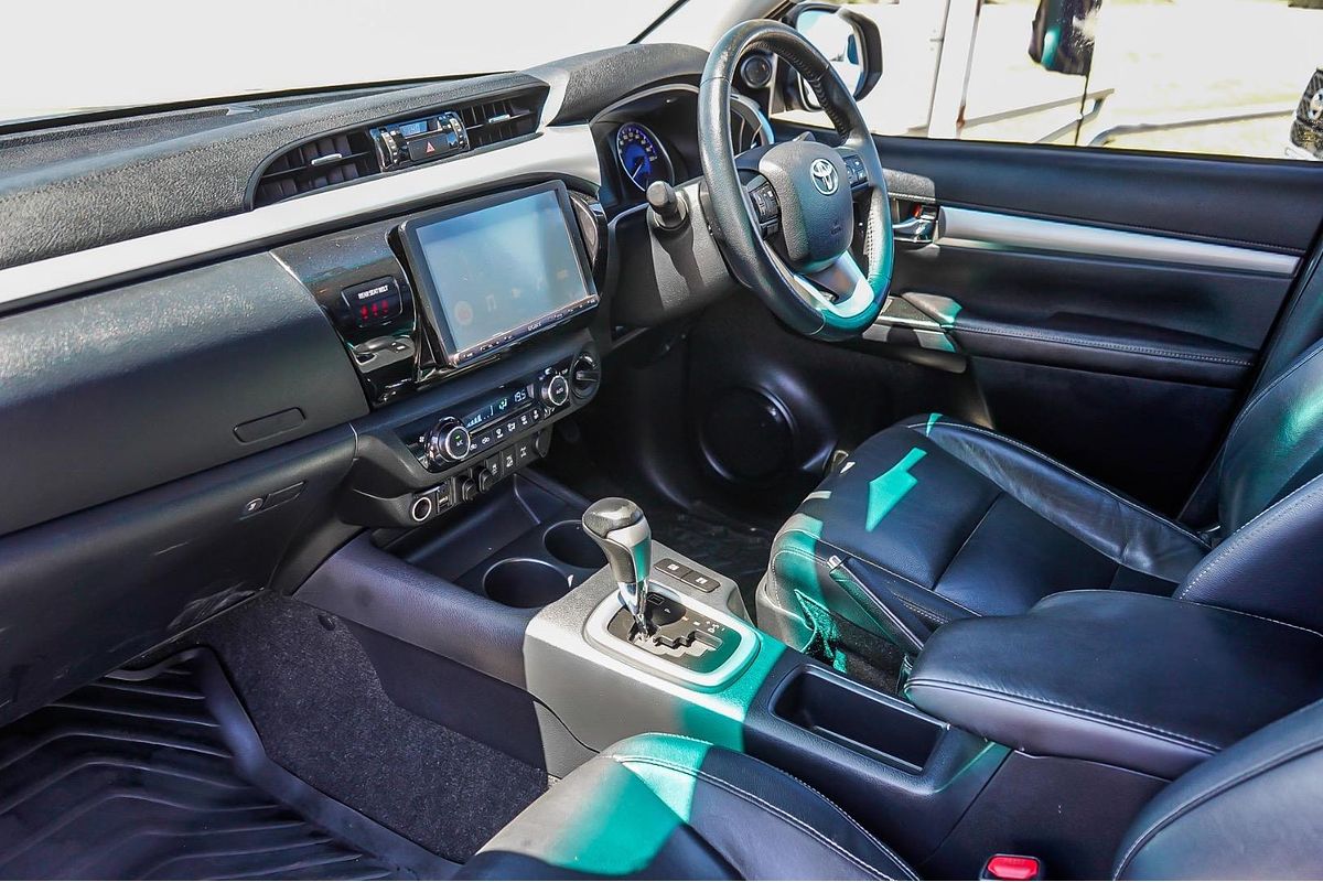 2017 Toyota Hilux SR5 GUN126R 4X4