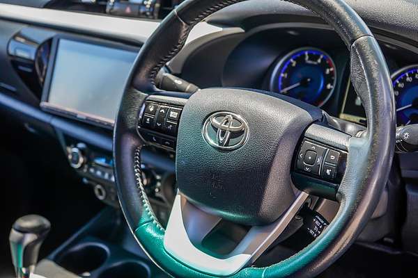 2017 Toyota Hilux SR5 GUN126R 4X4
