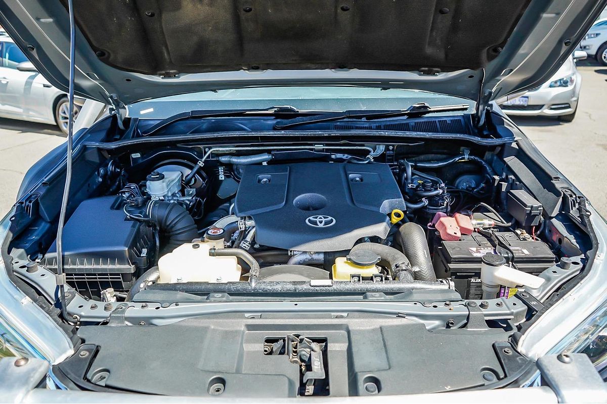 2017 Toyota Hilux SR5 GUN126R 4X4
