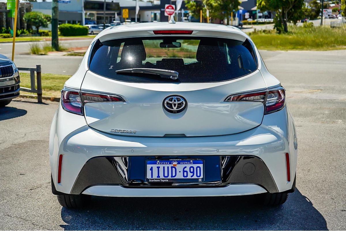 2020 Toyota Corolla SX MZEA12R