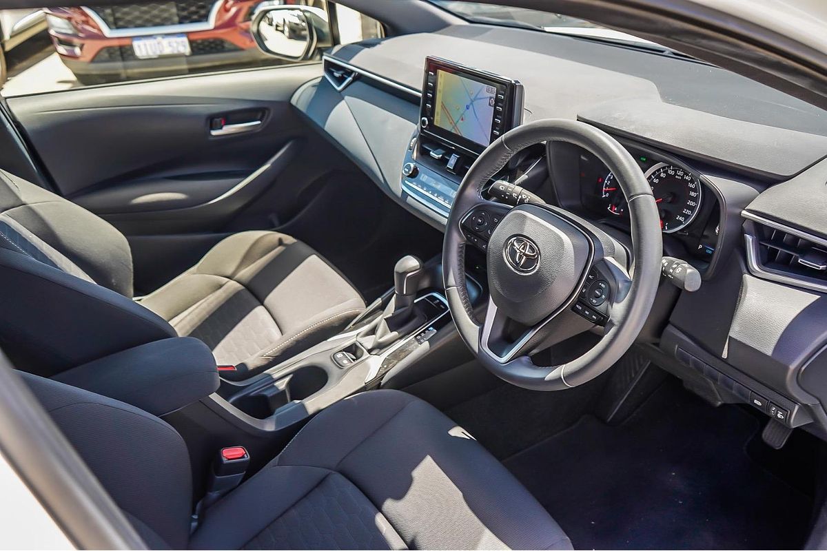 2020 Toyota Corolla SX MZEA12R