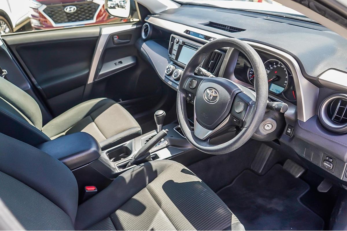 2017 Toyota RAV4 GX ASA44R