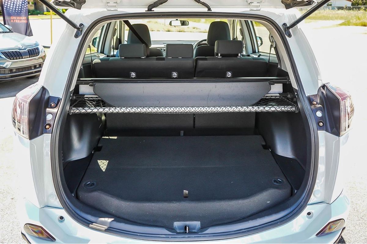 2017 Toyota RAV4 GX ASA44R
