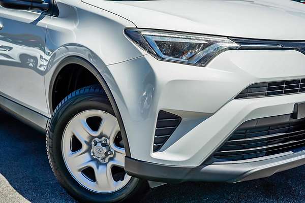 2017 Toyota RAV4 GX ASA44R