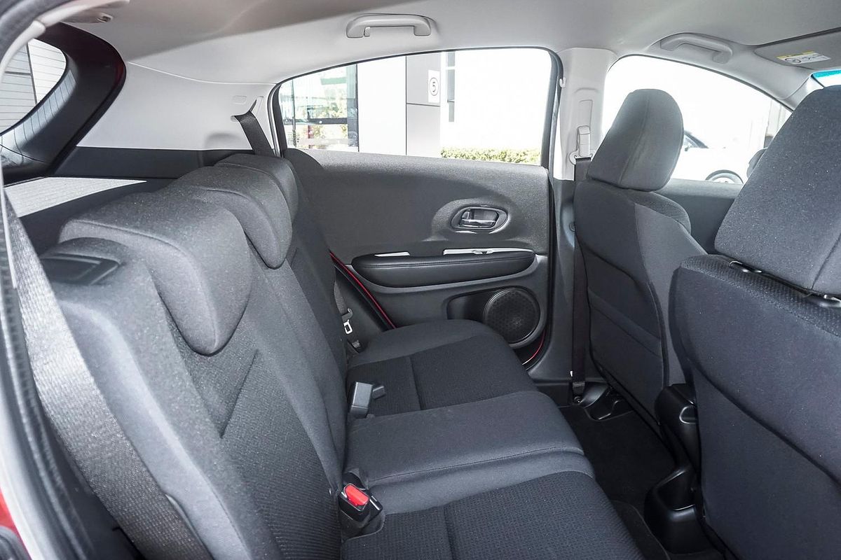 2019 Honda HR-V VTi-S