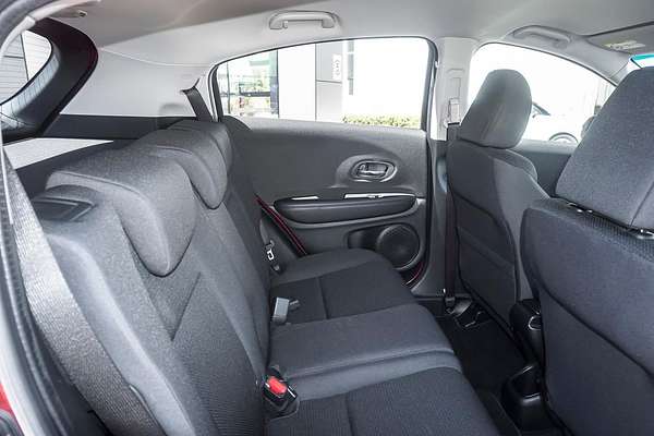 2019 Honda HR-V VTi-S