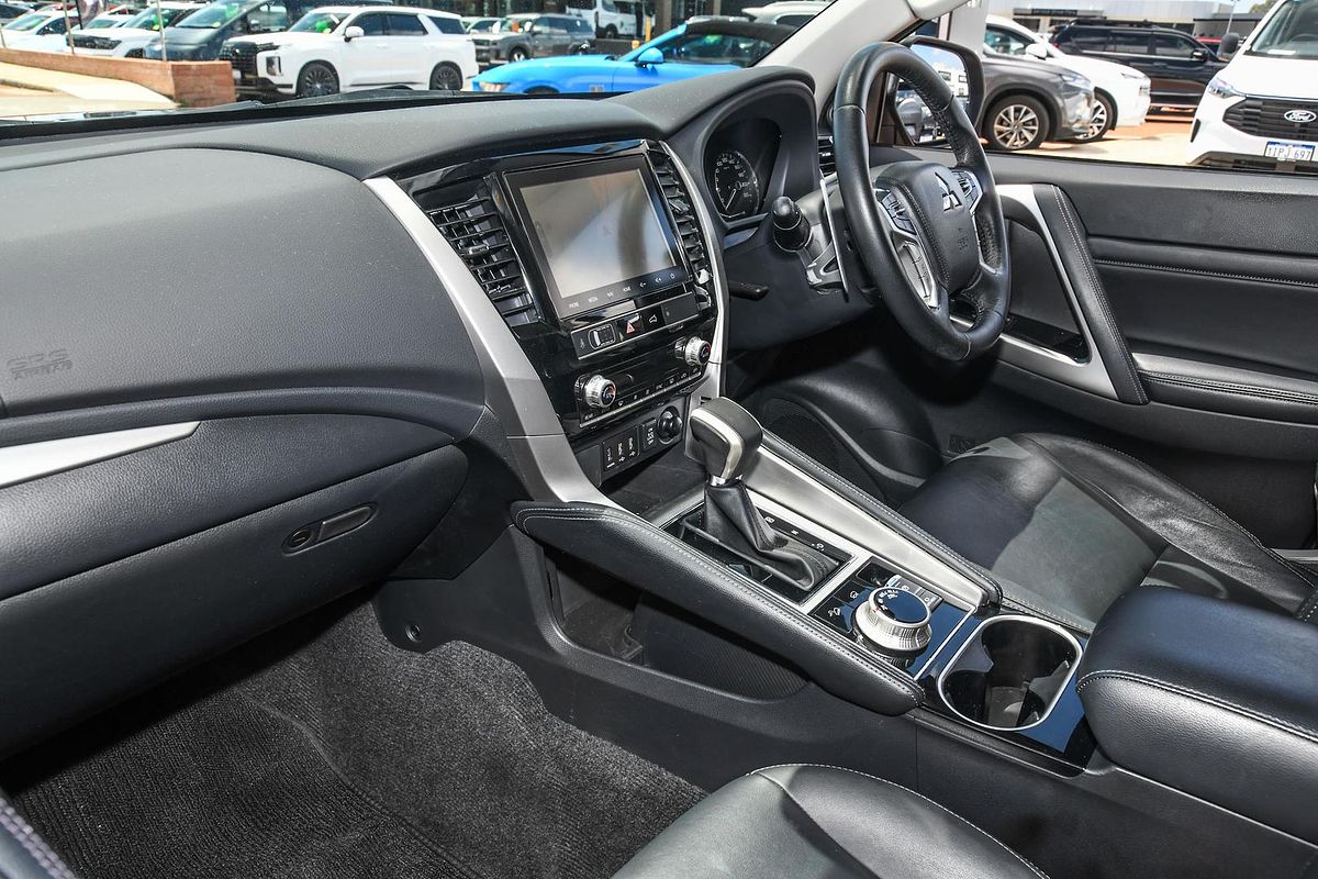 2022 Mitsubishi Pajero Sport