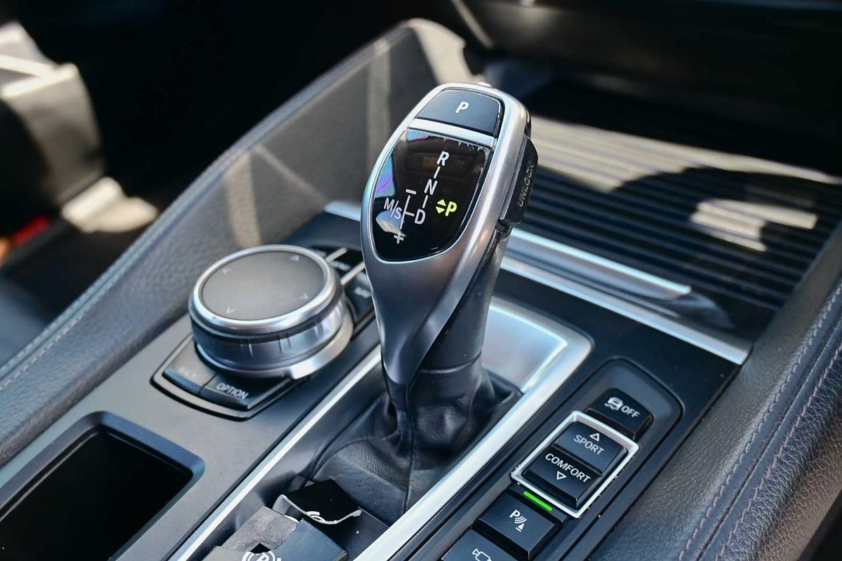 2017 BMW X6 xDrive35i F16