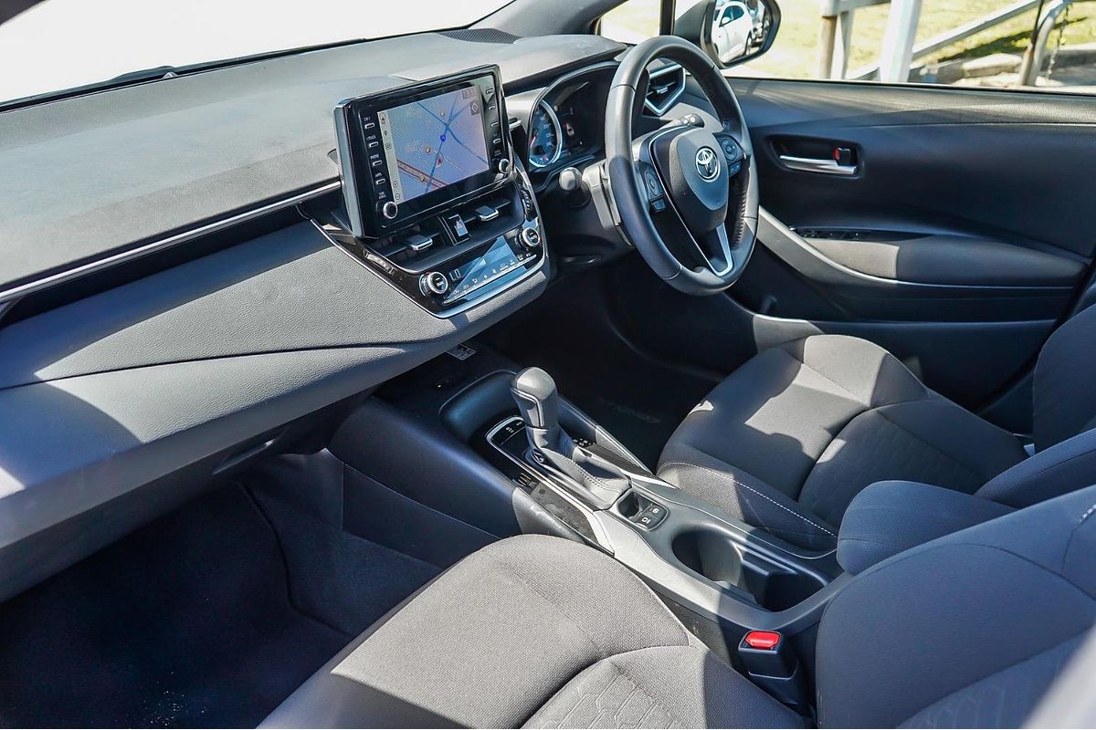 2020 Toyota Corolla SX MZEA12R