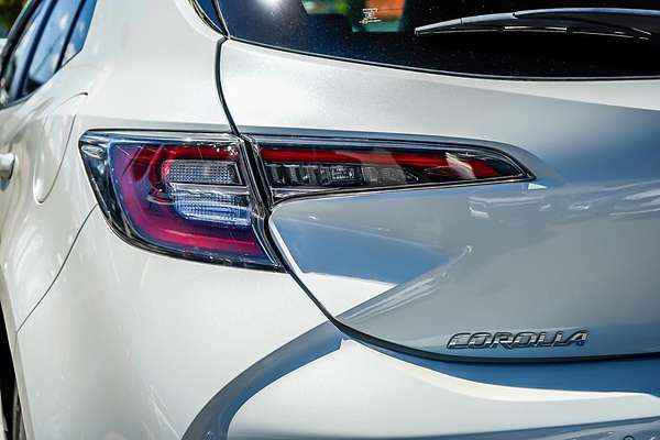 2020 Toyota Corolla SX MZEA12R