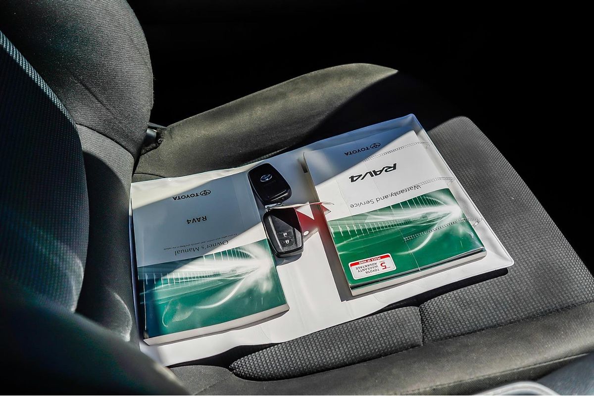 2020 Toyota RAV4 GX AXAH52R