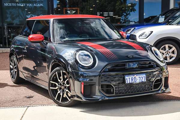 2025 MINI Cooper JCW Favoured F66