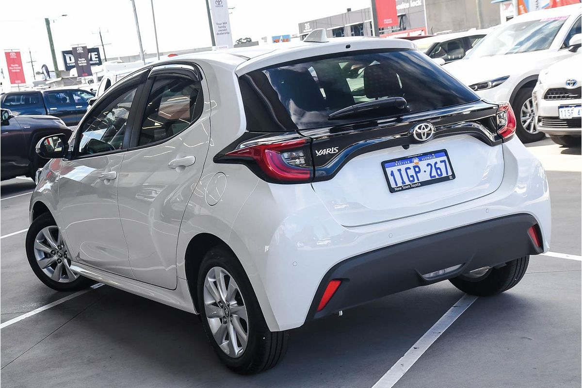 2024 Toyota Yaris SX MXPA10R