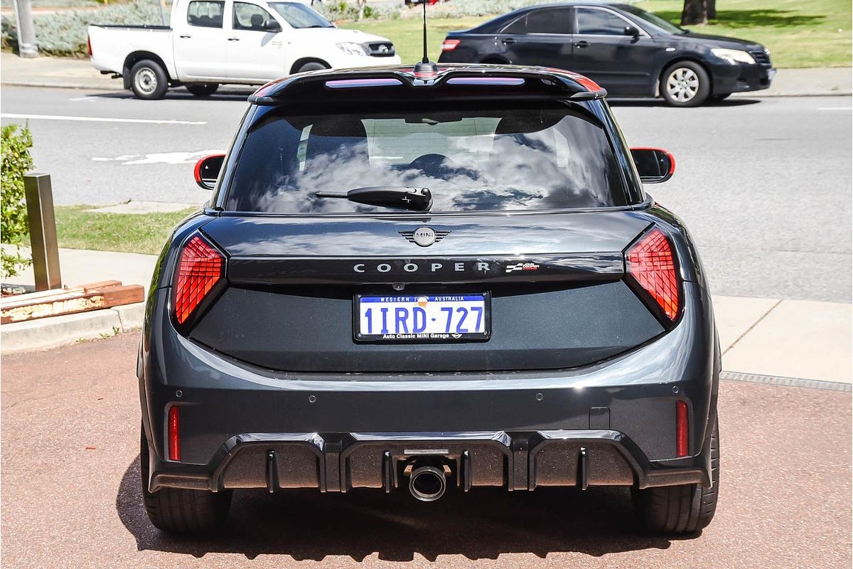 2025 MINI Cooper JCW Favoured F66