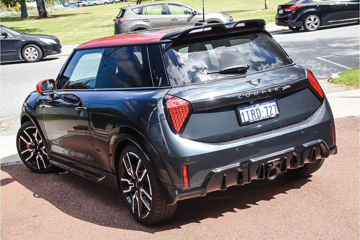 2025 MINI Cooper JCW Favoured F66