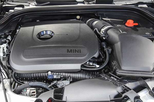 2025 MINI Cooper JCW Favoured F66