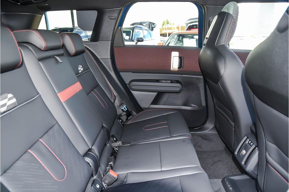 2025 MINI Countryman JCW Favoured U25