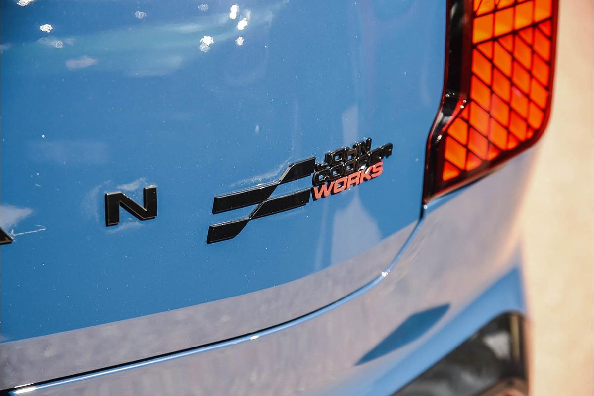 2025 MINI Countryman JCW Favoured U25