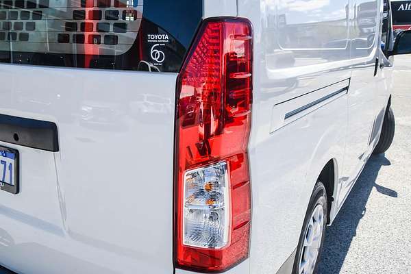 2023 Toyota Hiace GDH300R LWB