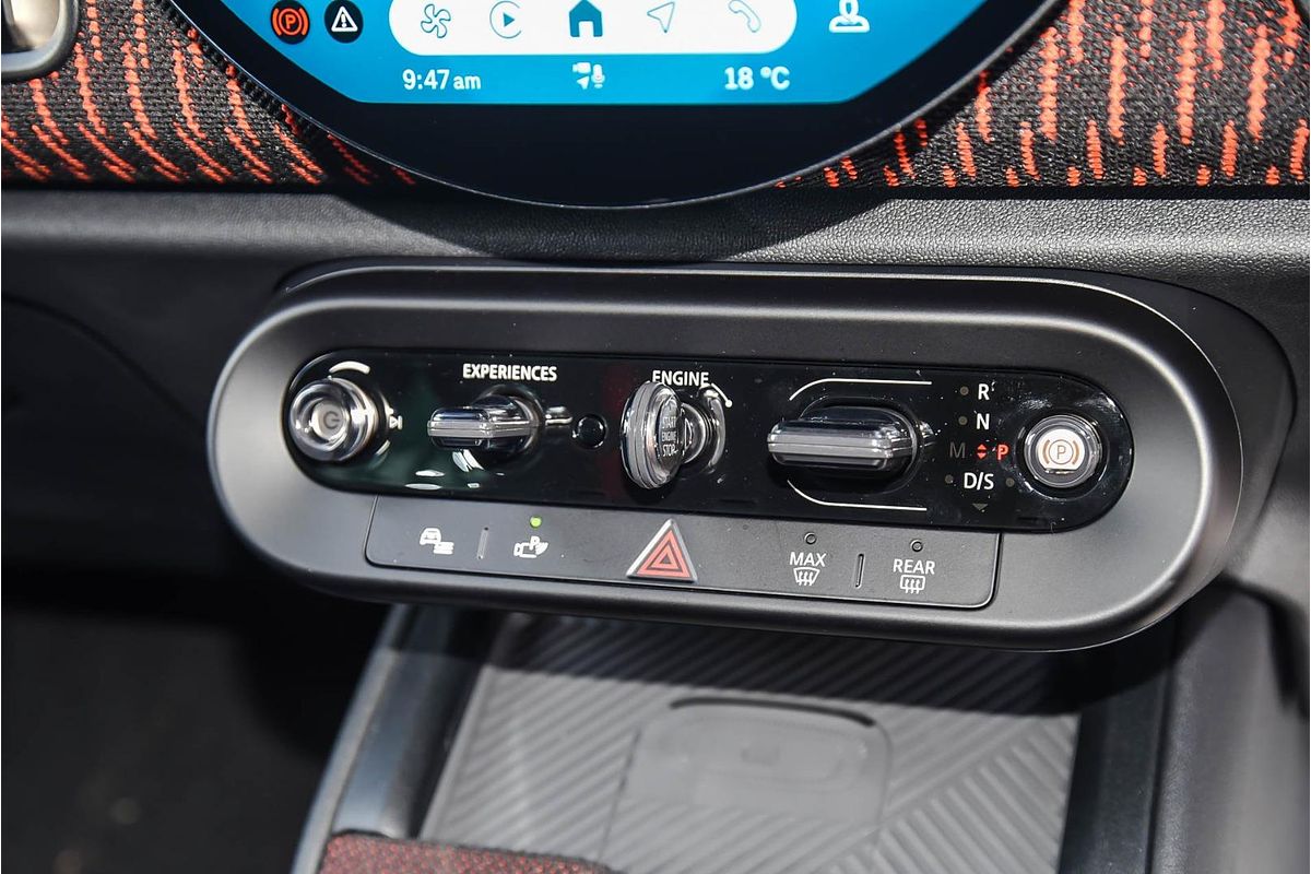 2025 MINI Countryman JCW Favoured U25