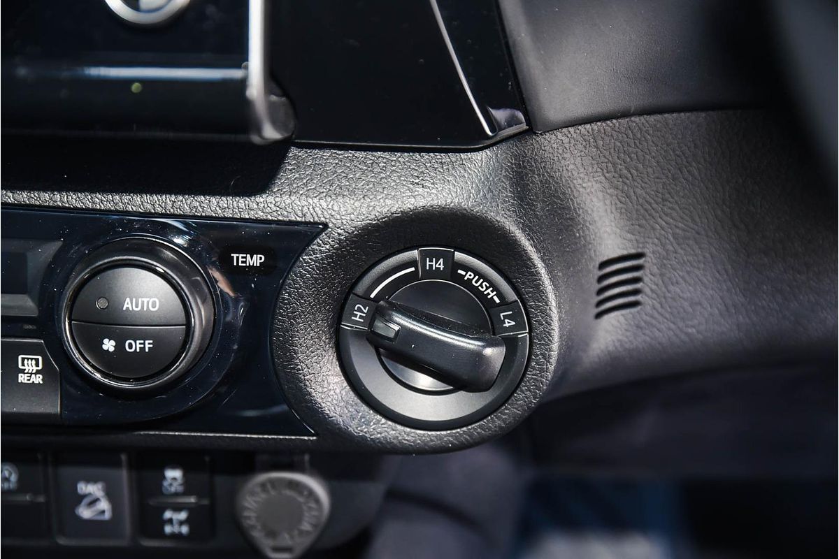 2024 Toyota Hilux Rogue 48V GUN126R 4X4