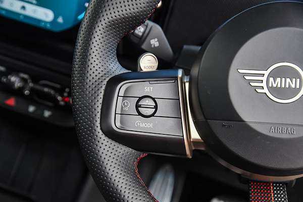 2025 MINI Cooper JCW Favoured F66