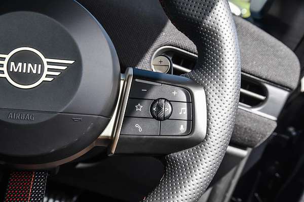 2025 MINI Cooper JCW Favoured F66
