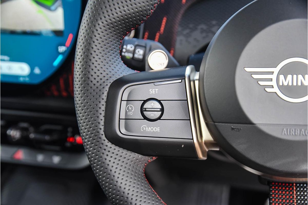 2025 MINI Countryman JCW Favoured U25