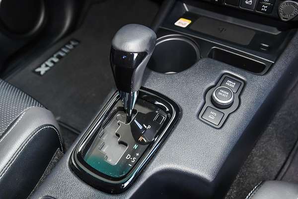 2024 Toyota Hilux Rogue 48V GUN126R 4X4