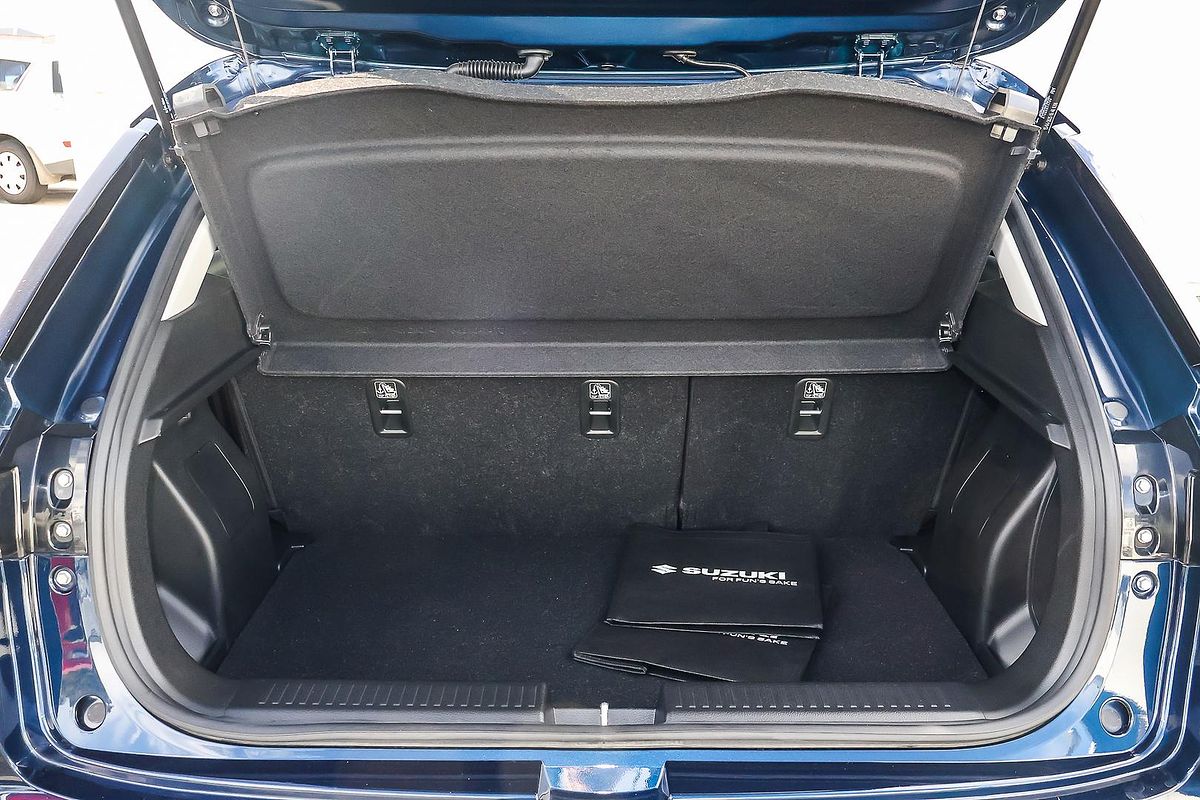 2025 Suzuki Fronx Hybrid KW