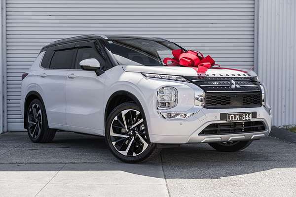 2023 Mitsubishi Outlander Exceed Tourer ZM