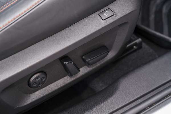 2023 Mitsubishi Outlander Exceed Tourer ZM