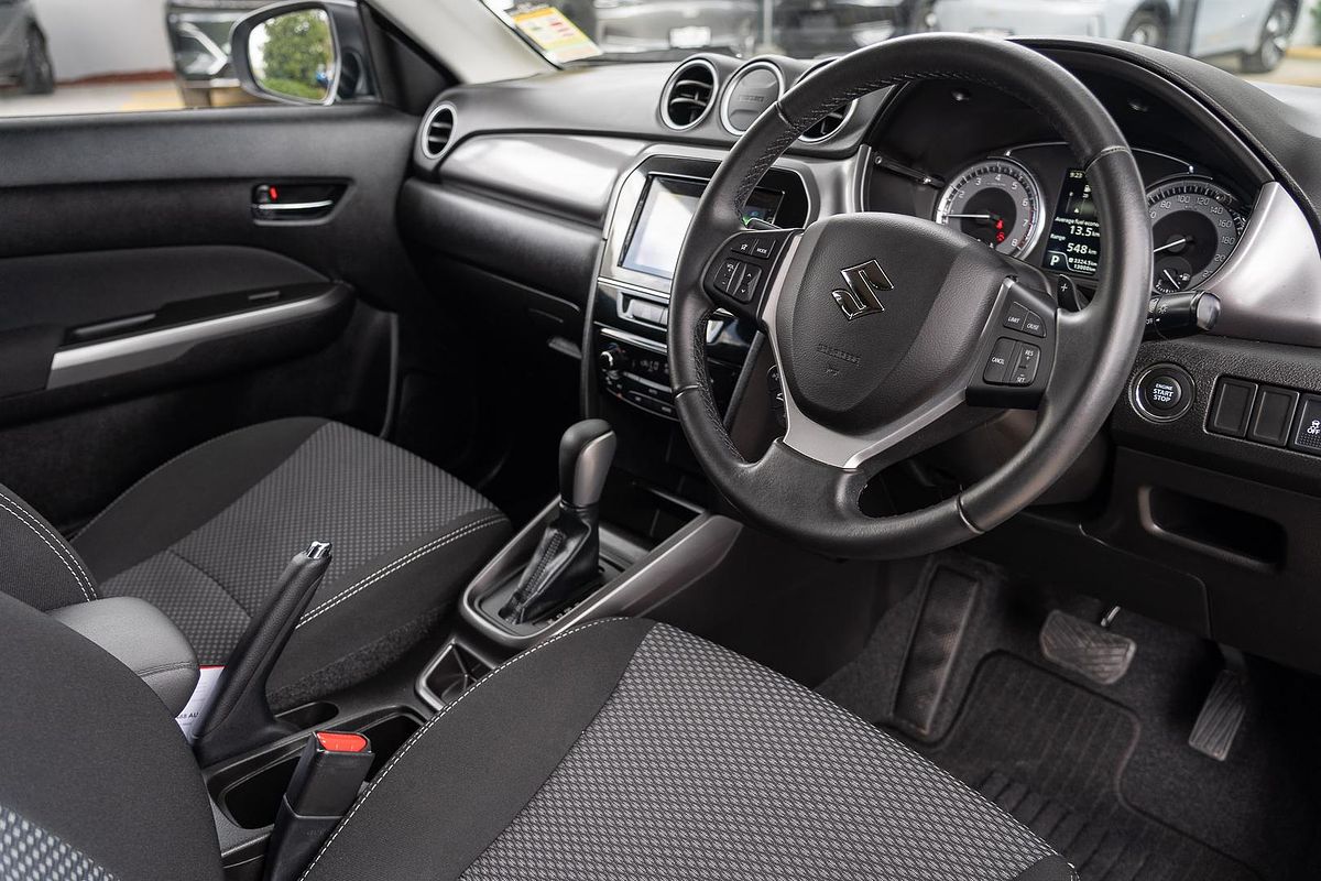 2023 Suzuki Vitara Limited Edition LY Series II