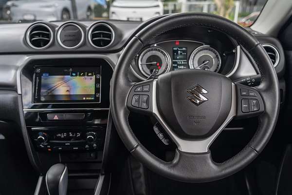 2023 Suzuki Vitara Limited Edition LY Series II