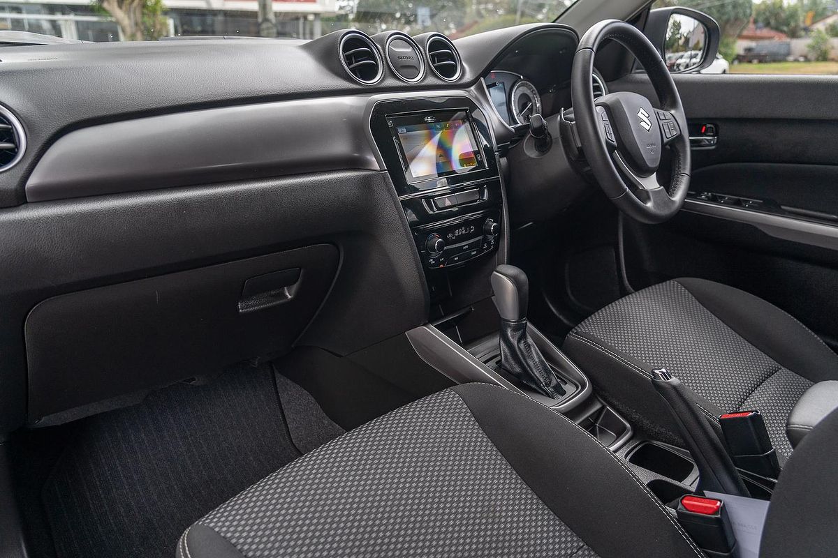 2023 Suzuki Vitara Limited Edition LY Series II