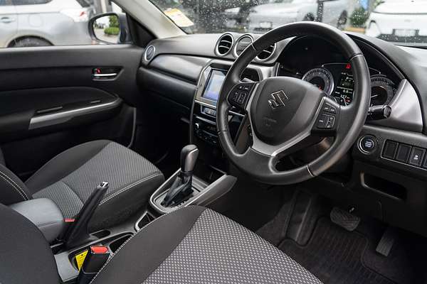 2023 Suzuki Vitara Limited Edition LY Series II