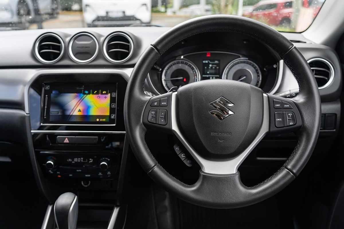 2023 Suzuki Vitara Limited Edition LY Series II