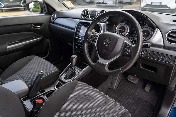 2023 Suzuki Vitara Limited Edition LY Series II