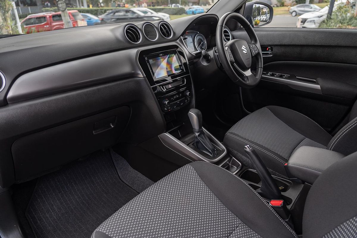 2023 Suzuki Vitara Limited Edition LY Series II