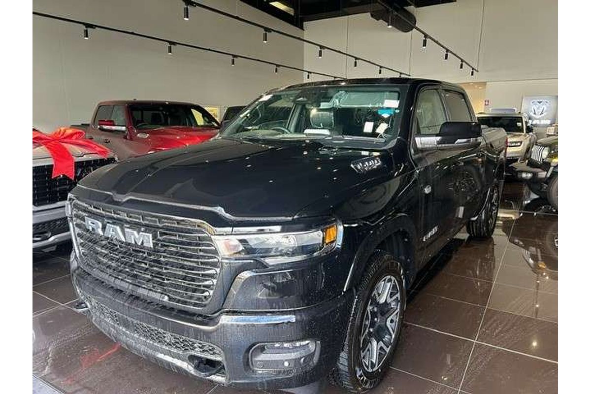 2025 RAM 1500 Laramie Sport Hurricane SO RamBox DT 4X4 SWB