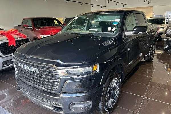2025 RAM 1500 Laramie Sport Hurricane SO RamBox DT 4X4 SWB