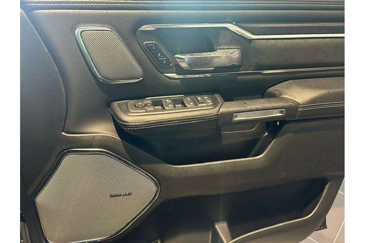 2025 RAM 1500 Laramie Sport Hurricane SO RamBox DT 4X4 SWB