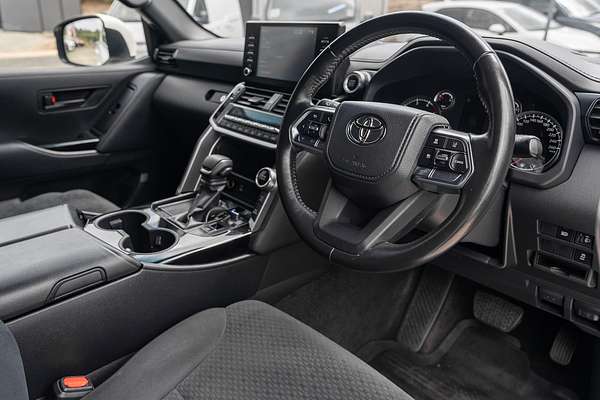 2023 Toyota Landcruiser GXL FJA300R