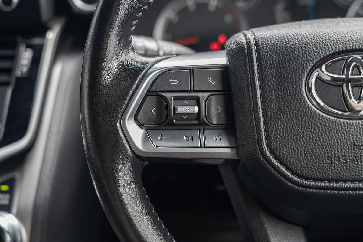 2023 Toyota Landcruiser GXL FJA300R