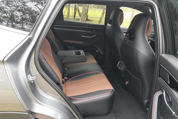 2025 BYD SEALION 6 Premium