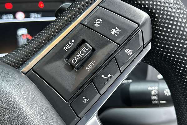 2023 Mitsubishi Outlander ES ZM