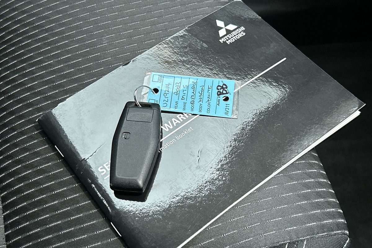 2023 Mitsubishi Outlander ES ZM