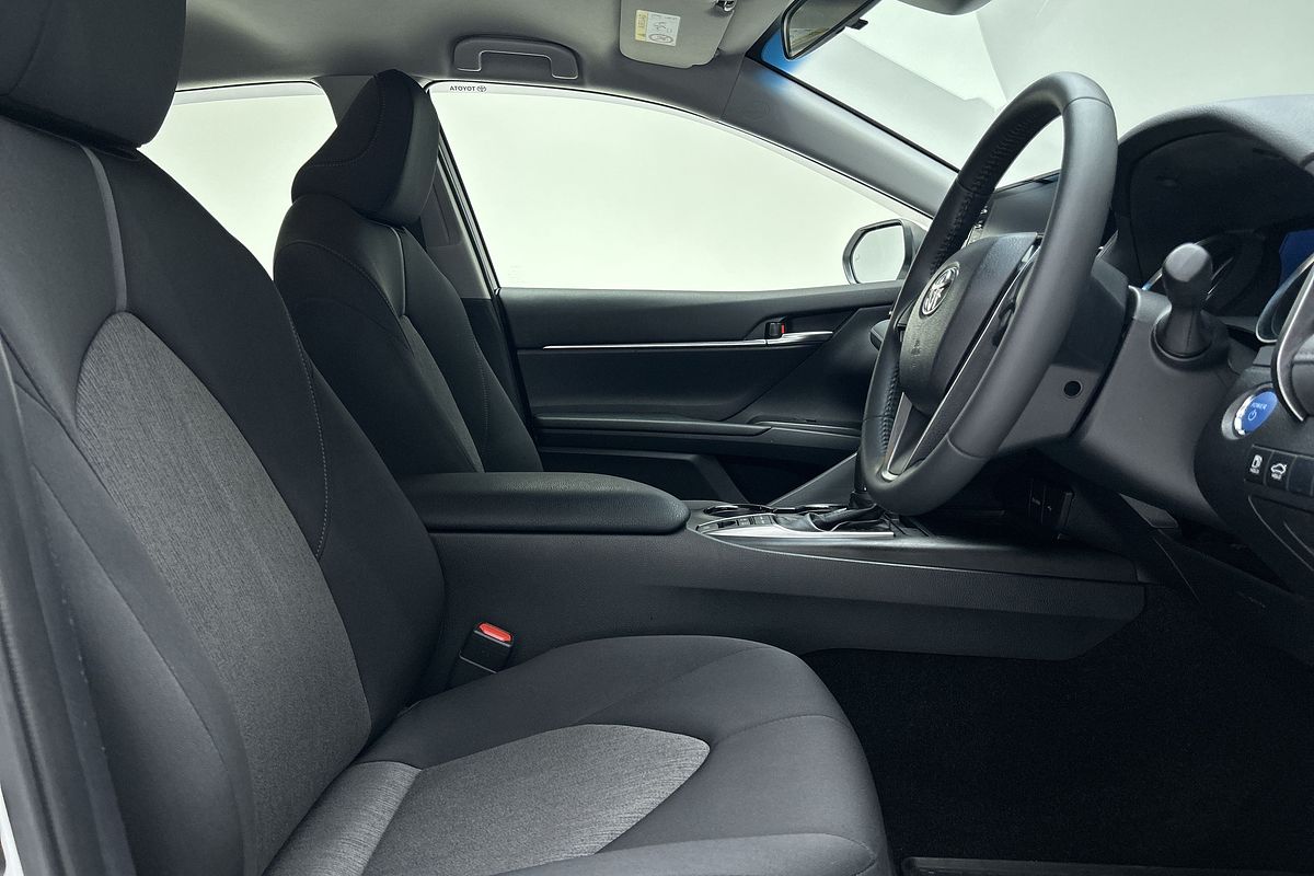 2021 Toyota Camry Ascent AXVH70R