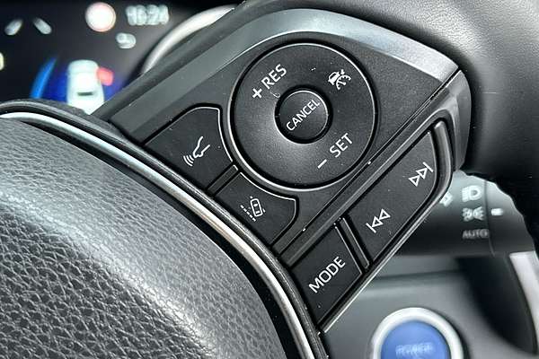 2021 Toyota Camry Ascent AXVH70R